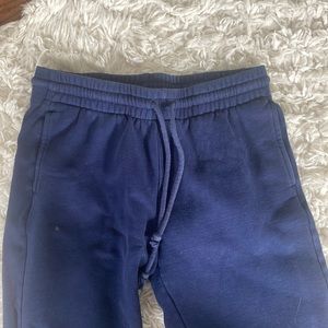Aritzia boyfriend sweatpant size small